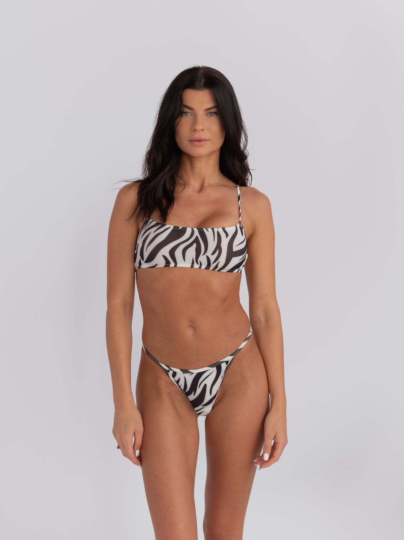 BIKINI ZEBRATO IN 2 VARIANTI DI TOP